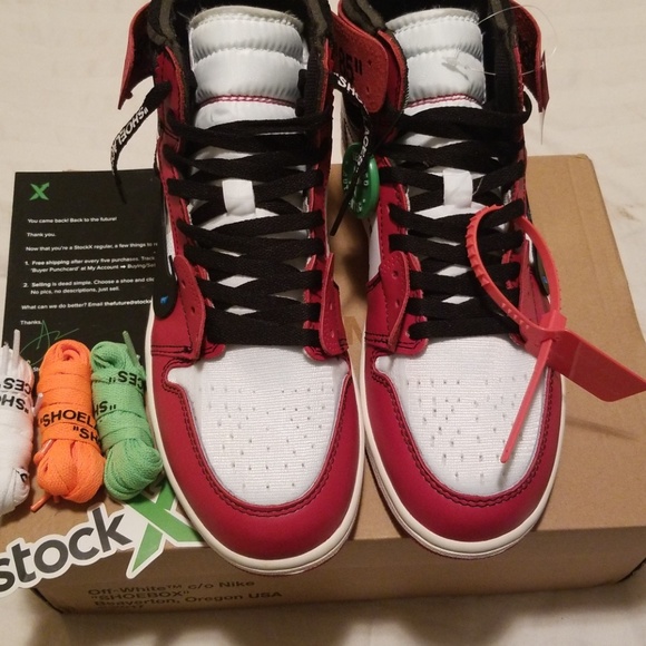 Off White Jordan 1 (Chicago Colorway) - Picture 3 of 8